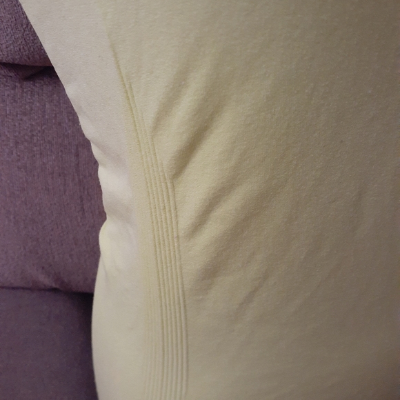 Misses' Seamless Tank Top Bundle - Picture 4 of 5